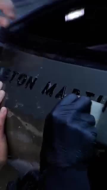 Aston Martin — LevelUp Cover Solutions — video di Nicolò Bottini