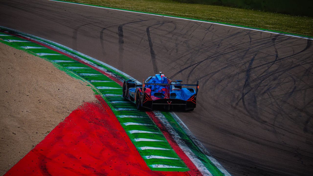 WEC — World Endurance — copertina, fotografia di Nicolò Bottini